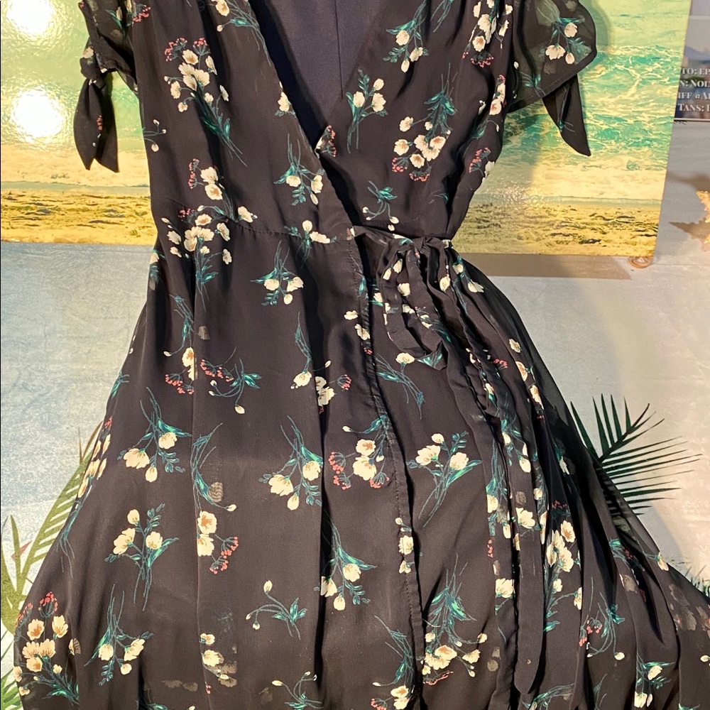 Long Ruffle bottom Wrap Dress - Picture 3 of 8